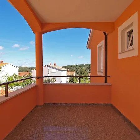 Dragan 1077 Apartman Banjole