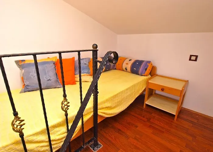 Dragan 1077 아파트 *