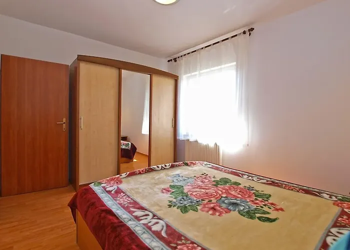 Dragan 1077 아파트