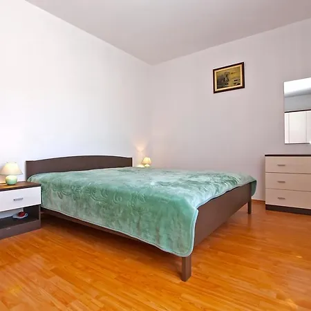 Apartamento Dragan 1077 *